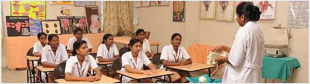 K.M.C.H._College_of_Nursing